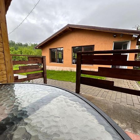 Villa Cabanute Luca Ama Bran Braşov Esterno foto