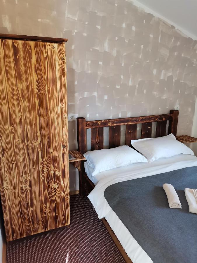 Villa Cabanute Luca Ama Bran Braşov Esterno foto