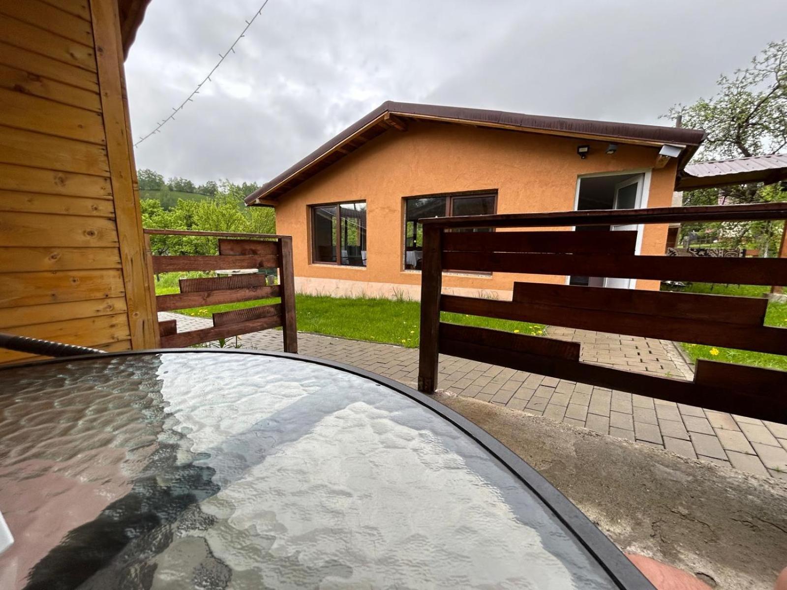 Villa Cabanute Luca Ama Bran Braşov Esterno foto