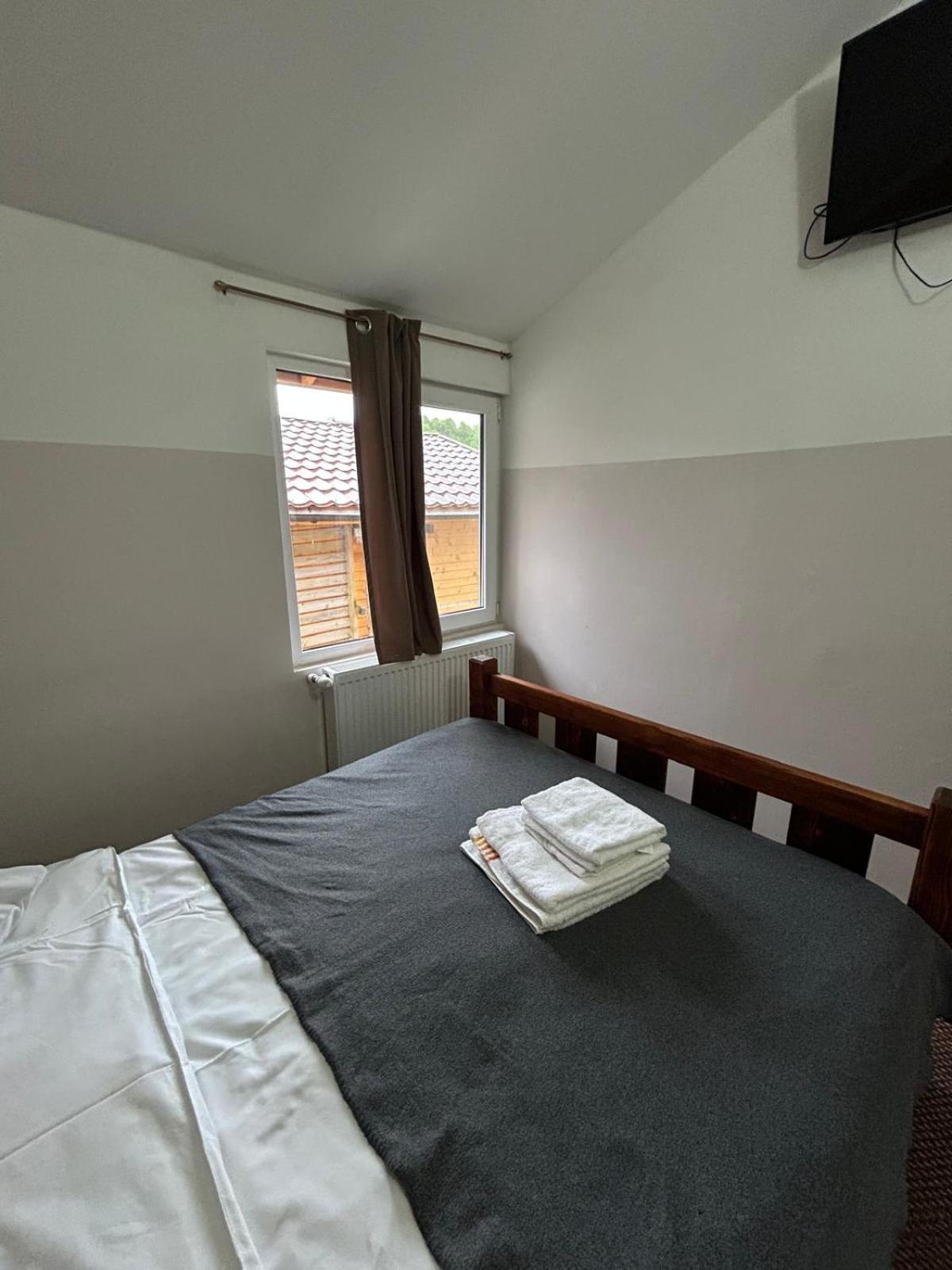 Villa Cabanute Luca Ama Bran Braşov Esterno foto