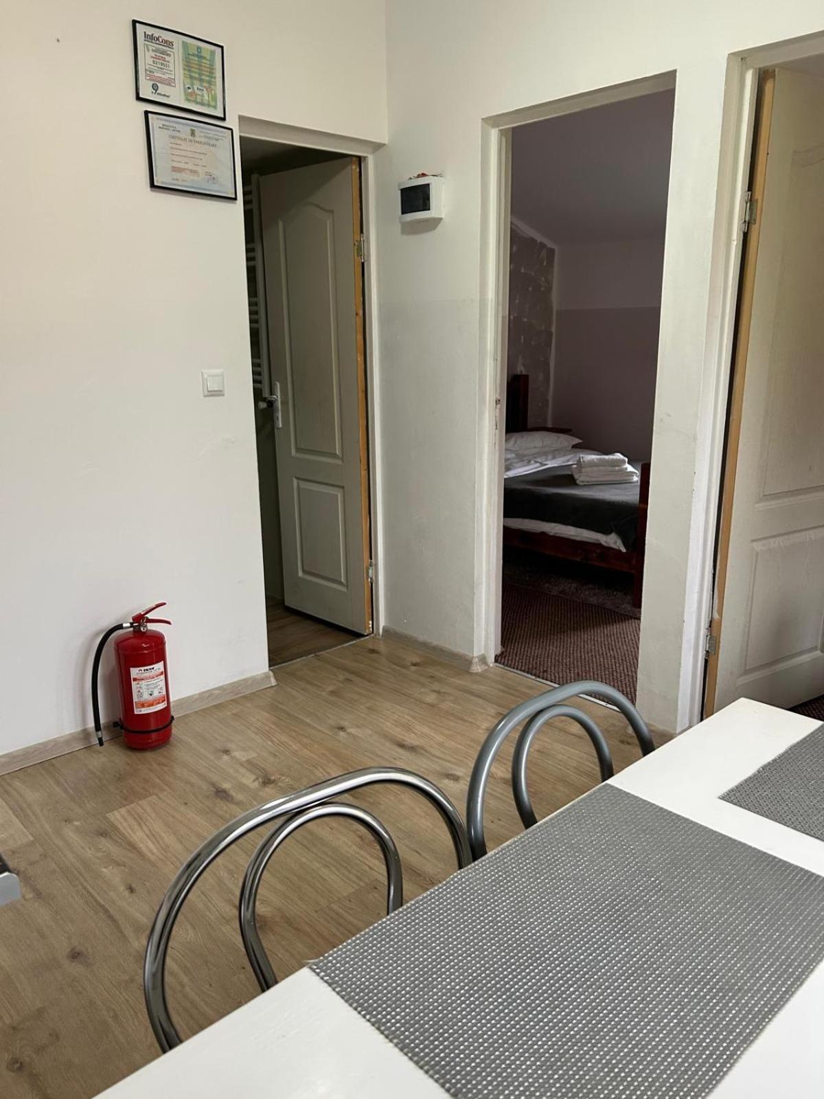 Villa Cabanute Luca Ama Bran Braşov Esterno foto