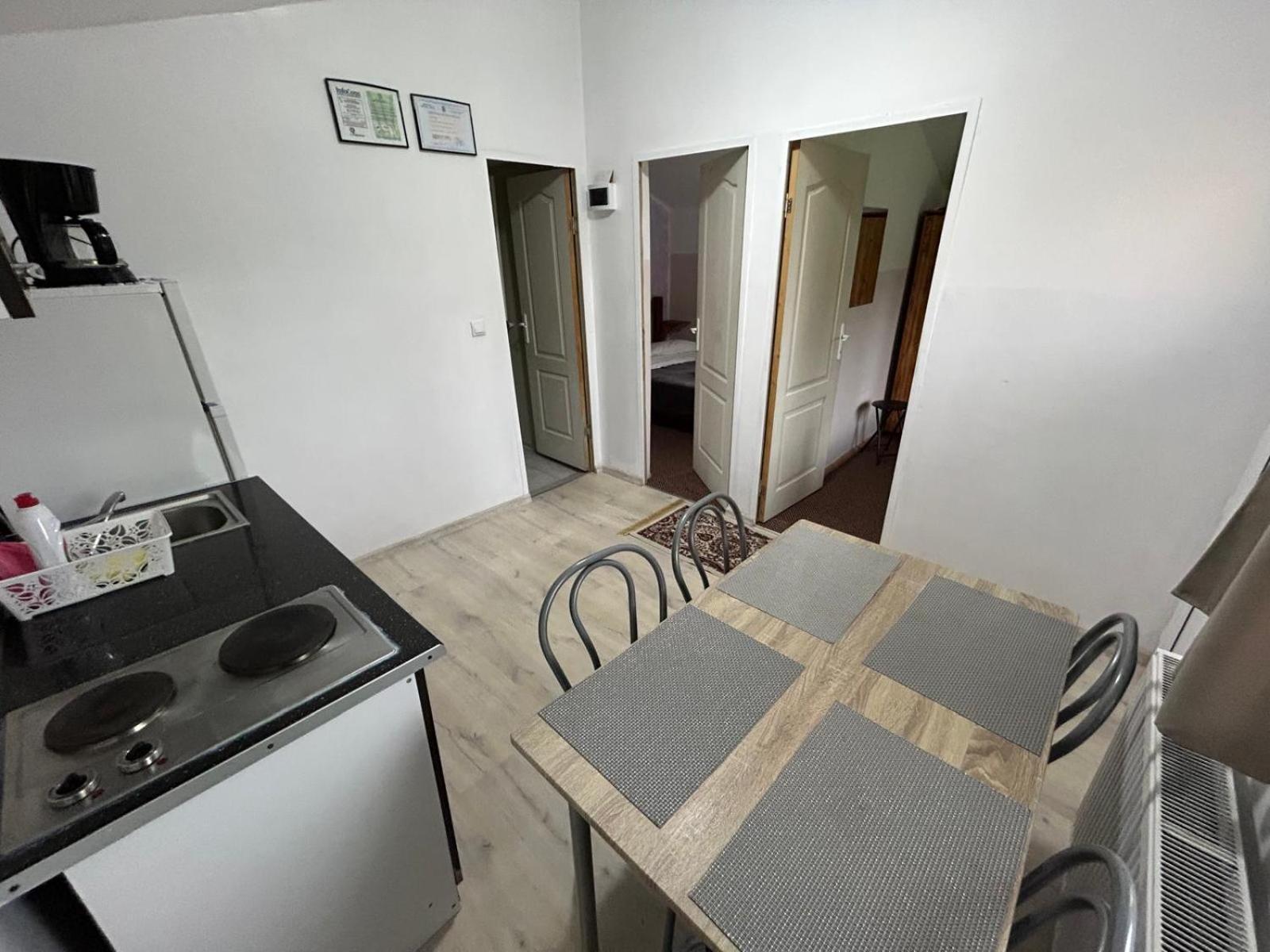 Villa Cabanute Luca Ama Bran Braşov Esterno foto